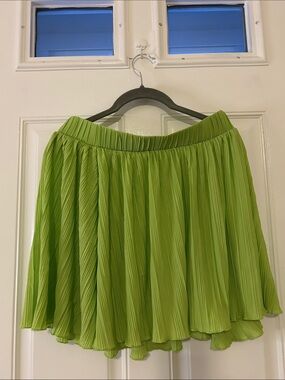 Pleated Flowy Women’s Skirt in Lime Green